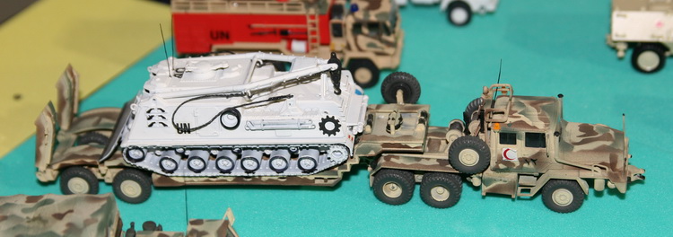 Faun Zugmaschine mit Panzer
