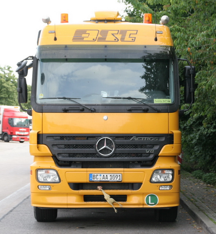 OST Actros Titan 4150 Frontansicht