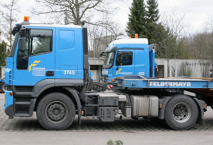 Felbermayr Iveco Trakker Zugmaschine