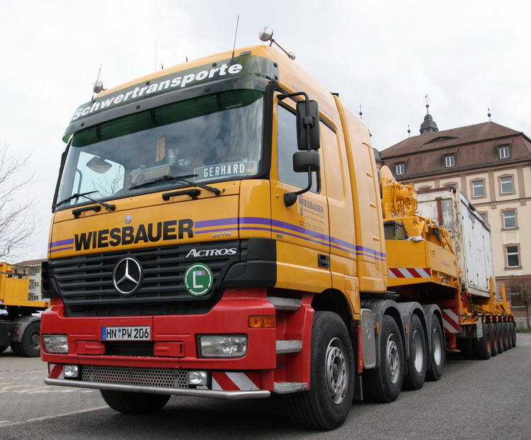 Wiesbauer MB Actros 4160