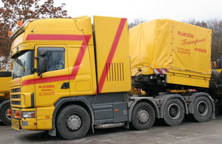 Transportfahrzeuge f&uuml;r Windenergieanlagen von Rijksen - Copyright: www.olli80.de