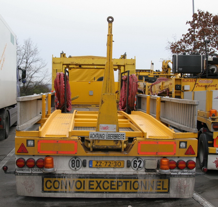 Rijksen Scheuerle Auflieger - Copyright: www.olli80.de