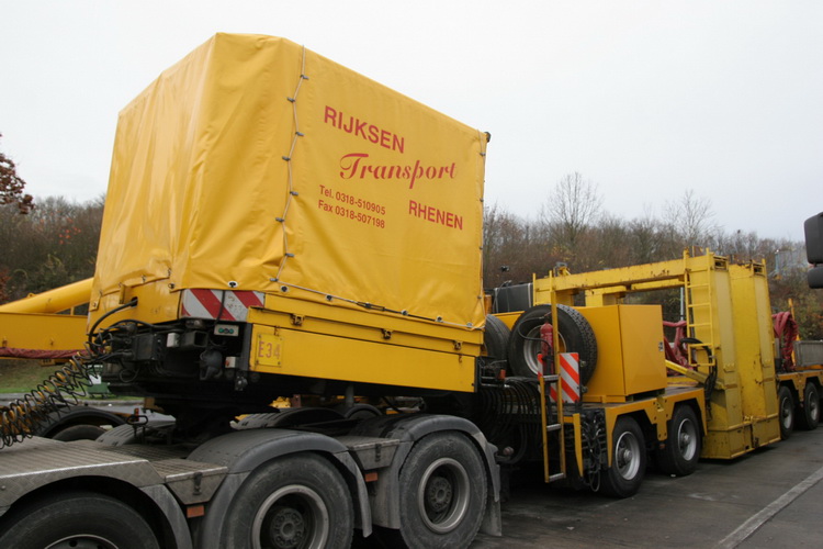 Transportfahrzeuge f&uuml;r Windenergieanlagen von Rijksen - Copyright: www.olli80.de