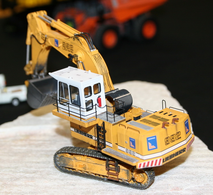 Timo Bachhuber: Liebherr 992  - Copyright: www.olli80.de