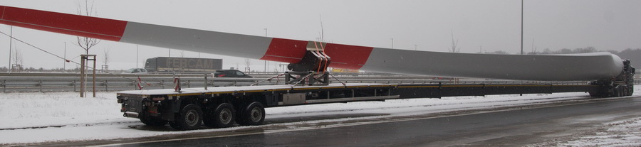TAS-Logistik MB Actros mit Nooteboom Super Wing Carrier - Copyright: www.olli80.de