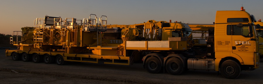 Steil MAN TGA mit Semiauflieger - Copyright: www.olli80.de