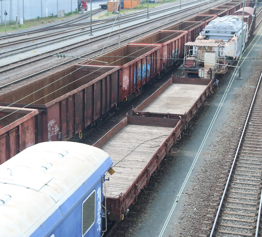 Trafotransport mit Tragschnabelwaggon Uaai 831 - Copyright: www.olli80.de