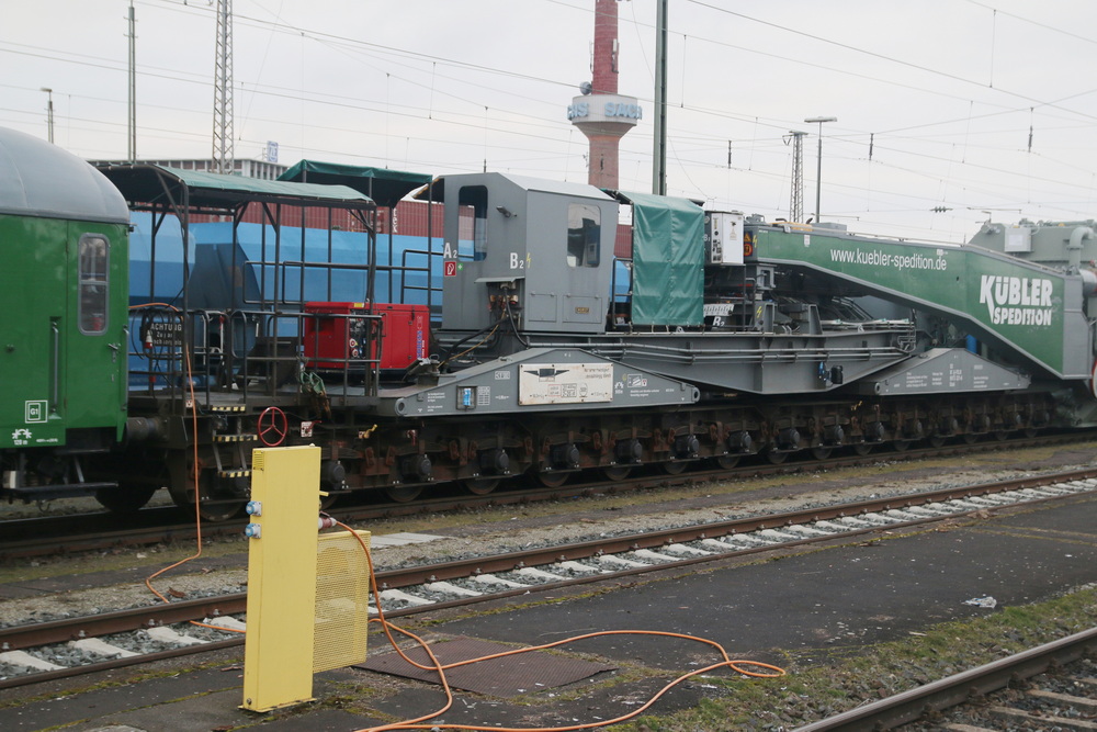 83 81 9973 321-6 Uaai - Copyright: www.olli80.de