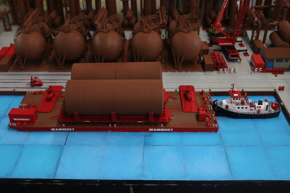 Jan Dorst: Mammoet Ponton - Copyright: www.olli80.de