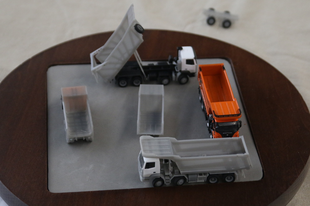 Robert Englert: LKW-Aufbauten - Copyright: www.olli80.de