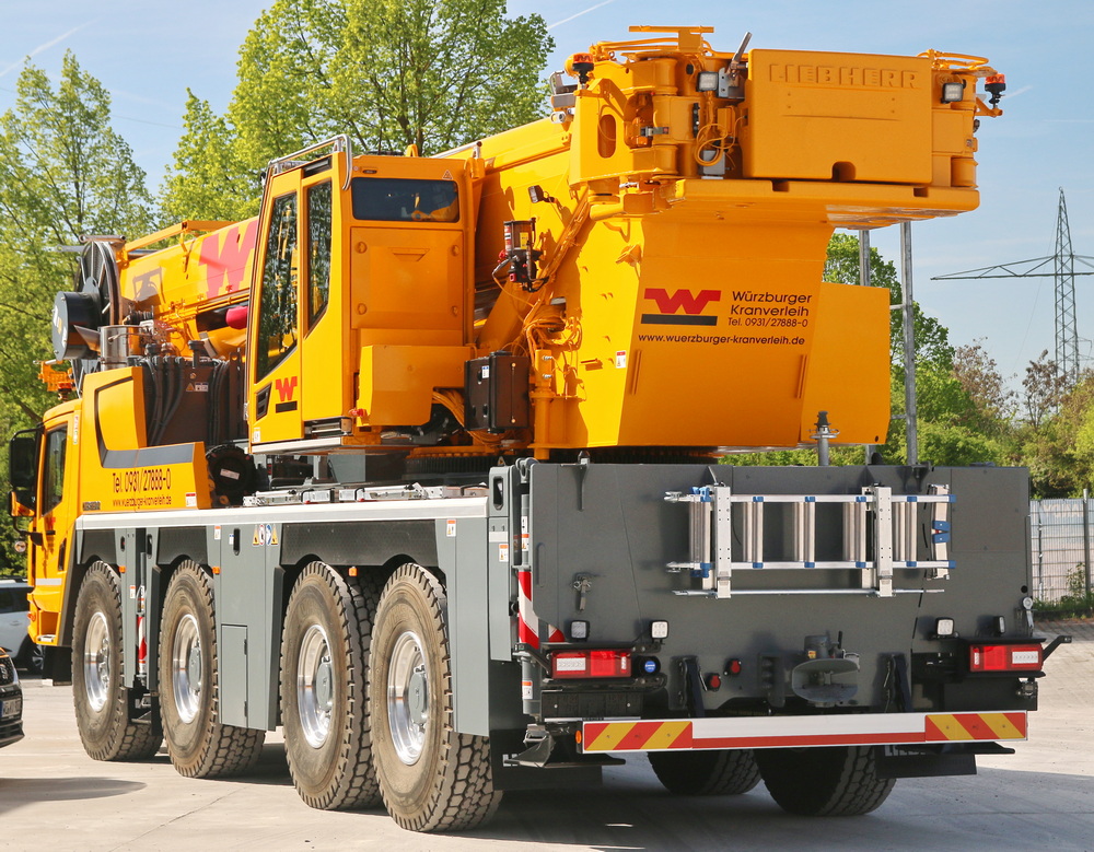 LTM 1120-4.2 Würzburger Kranverleih - Copyright: www.olli80.de