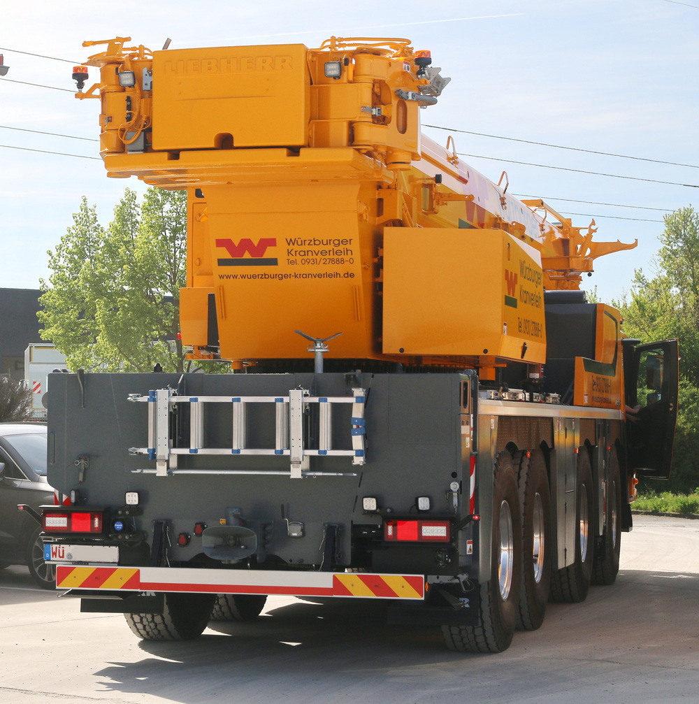 LTM 1120-4.2 Würzburger Kranverleih - Copyright: www.olli80.de