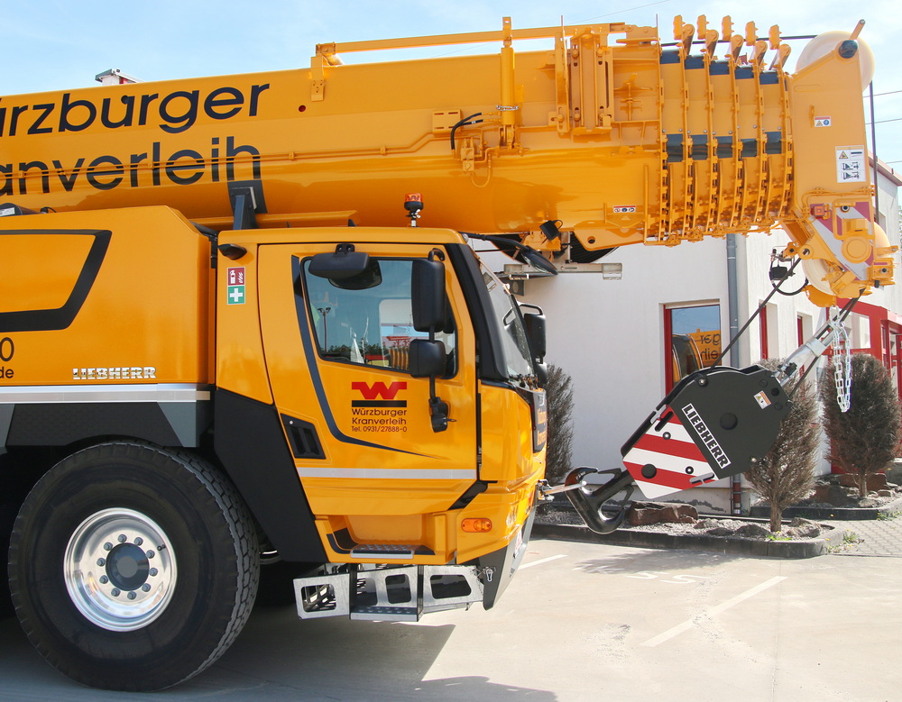 LTM 1120-4.2 Würzburger Kranverleih - Copyright: www.olli80.de