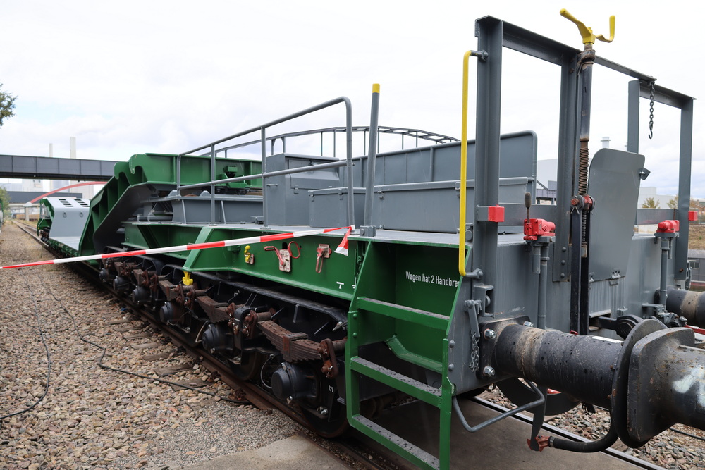 K&uuml;bler-Heavy-Rail 86 80 9952 910-9 Uaai 820 - Copyright: www.olli80.de